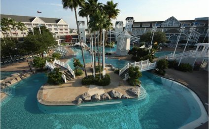 Disney Beach Club Resort Reviews