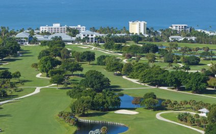 The Naples Beach Hotel & Golf