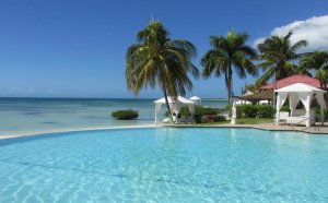 Bahia Salinas Beach Resort & Spa