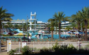 Reviews of Cabana Bay Beach Resort